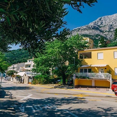 Apartments Dea Baška Voda Kültér fotó