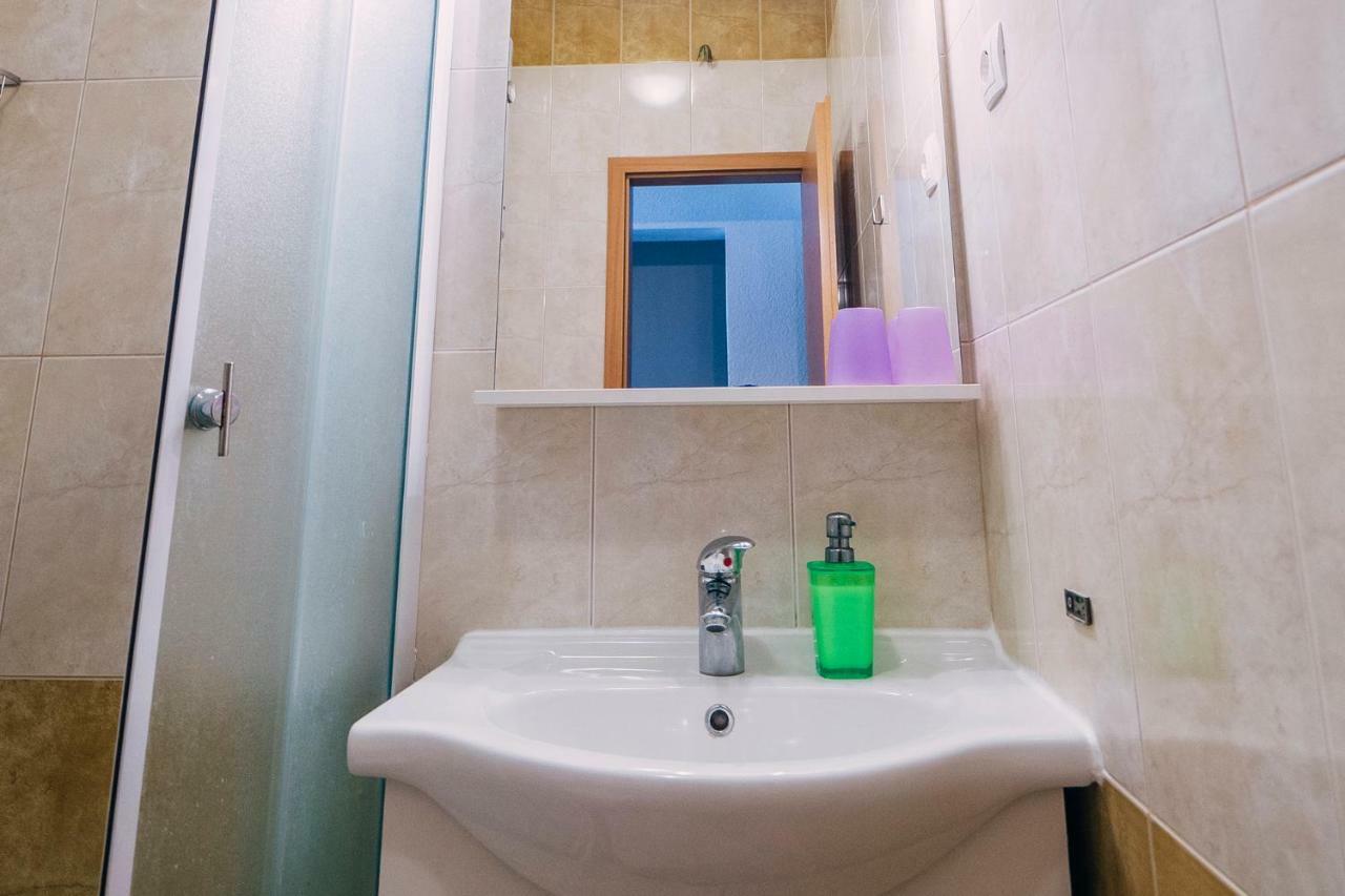 Apartments Dea Baška Voda Kültér fotó