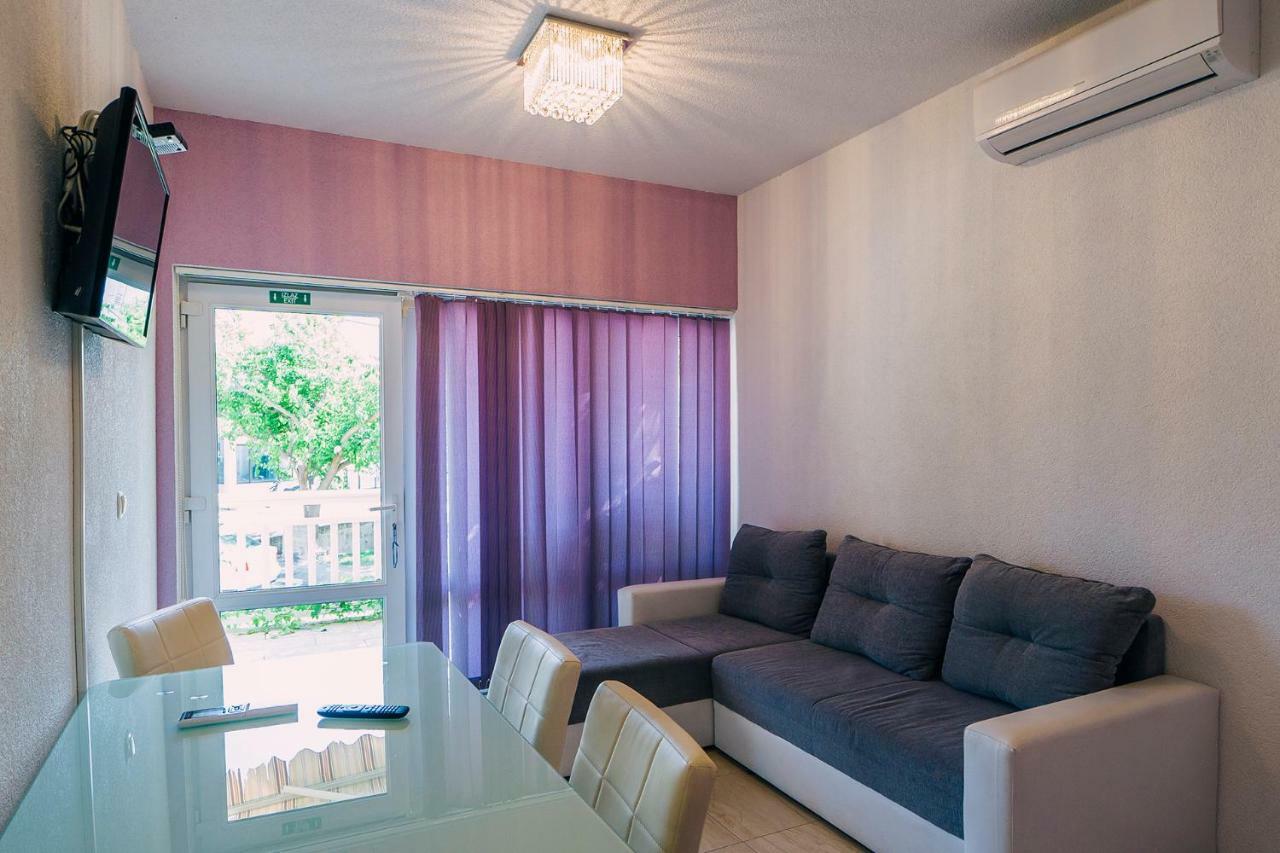Apartments Dea Baška Voda Kültér fotó