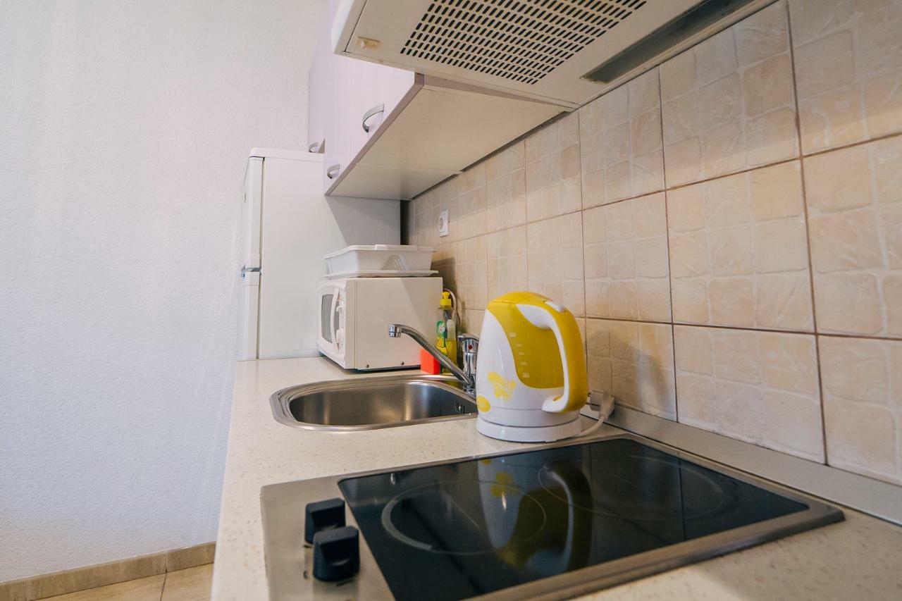 Apartments Dea Baška Voda Kültér fotó
